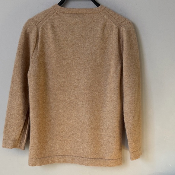 Qi Cashmere V-neck Side Split Sweater - Picture 5 of 9
